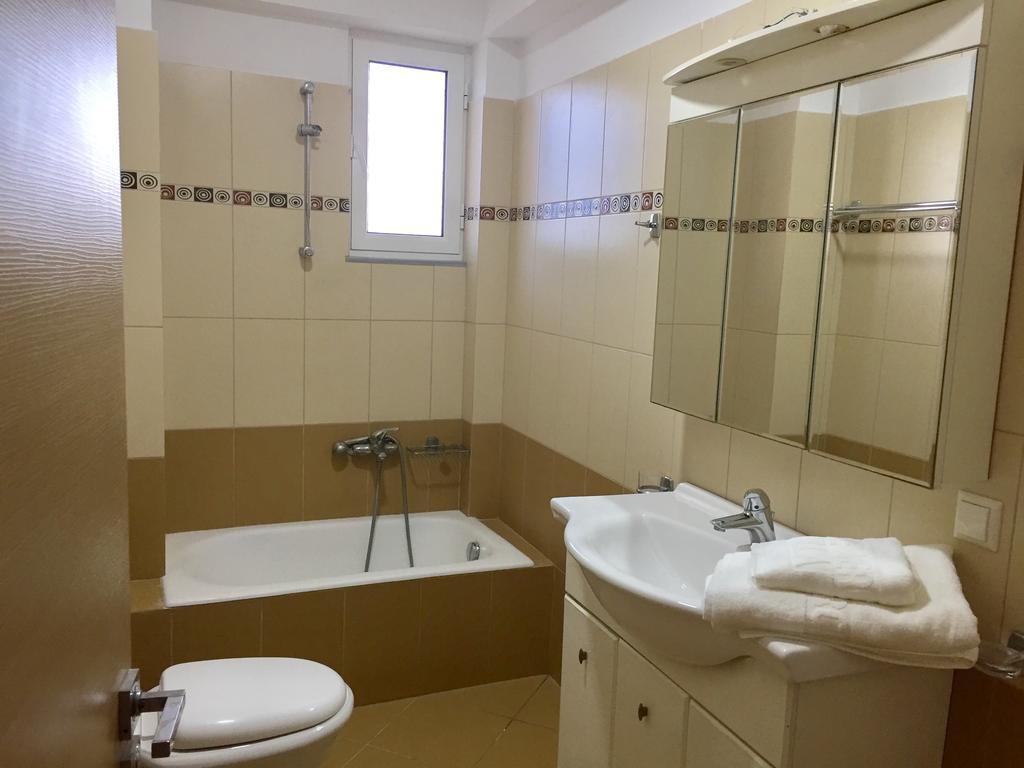 Sea And Sun Apartments Sarandë Pokoj fotografie